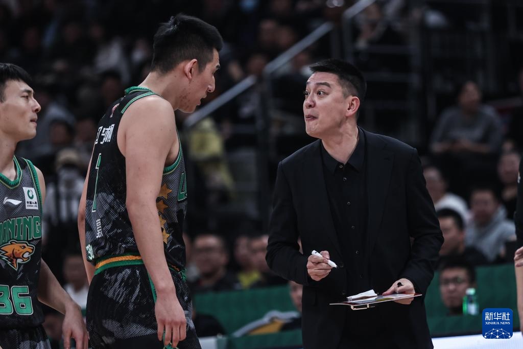 广西队主教练谈比赛失利原因,打算改进,稳步上升 广西队主教练谈比赛失利原因,打算改进,稳步上升