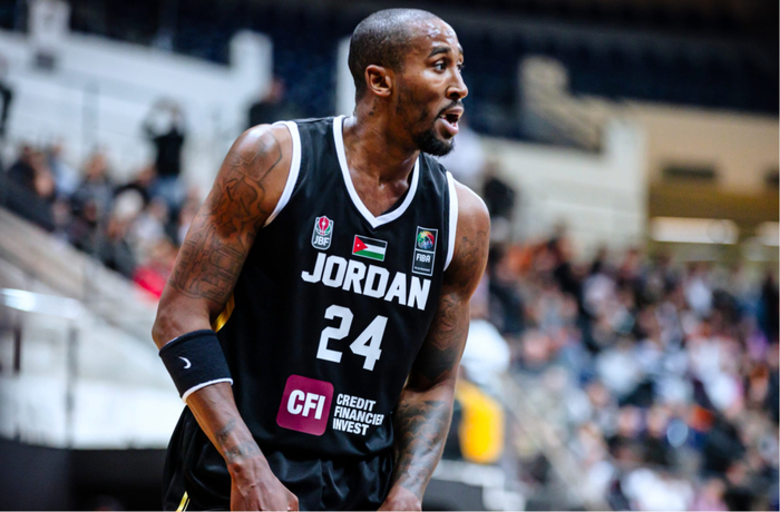 FNC血洗DK，CoreJJ团战一打五激烈交锋入围赛，技惊四座