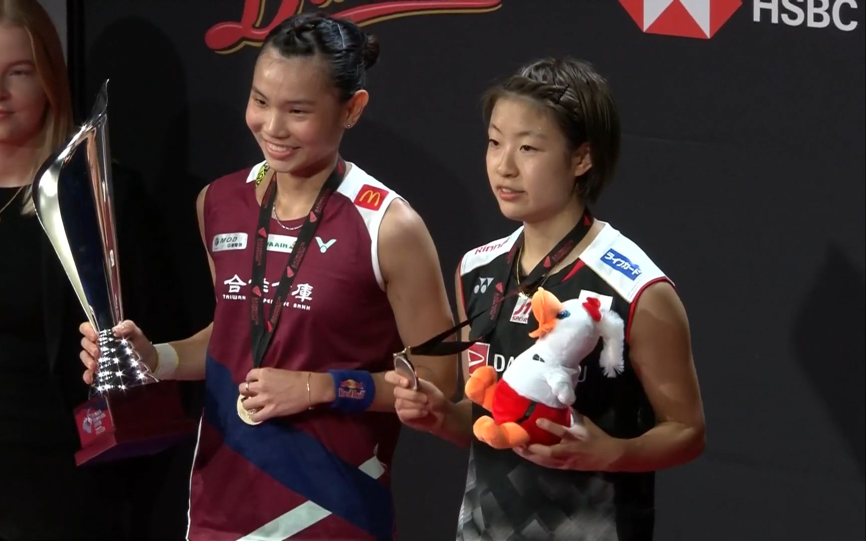 包含丹麦队轻取泰国队，戴资颖刷新纪录的词条