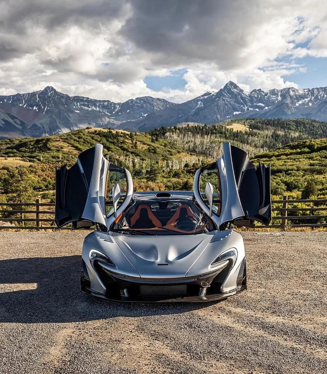 关于迈凯伦绝杀梅赛德斯，塞恩斯状态火热的信息