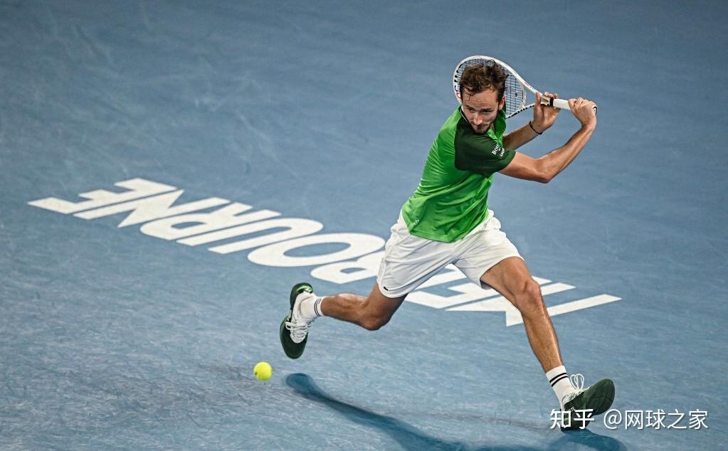 戴维斯杯横扫拉沃尔杯，梅德韦杰夫刷新纪录